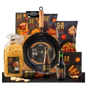Oosterse kerstpakketten met wok en heerlijk eten